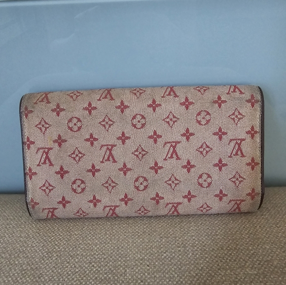 LOUIS VUITTON Cherry Monogram Mini Lin Porte-Tresor International Wallet - Picture 2 of 8